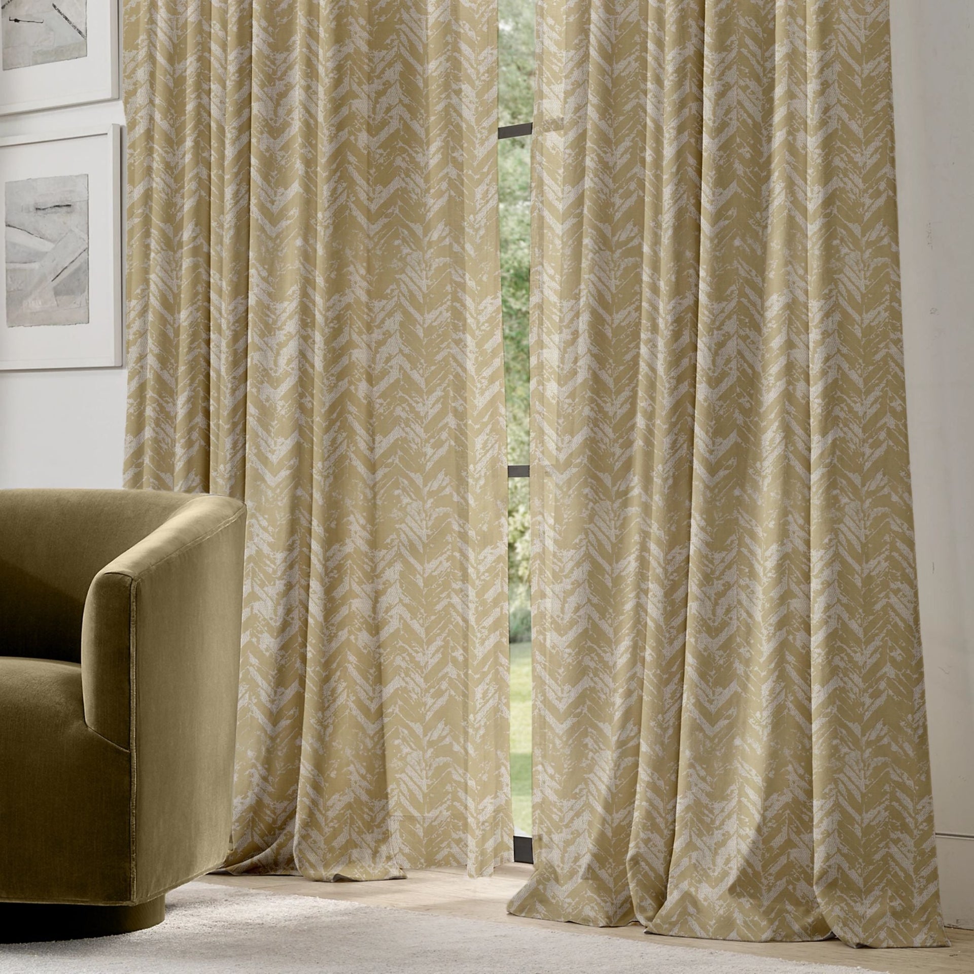 Curtains and Window Treatments