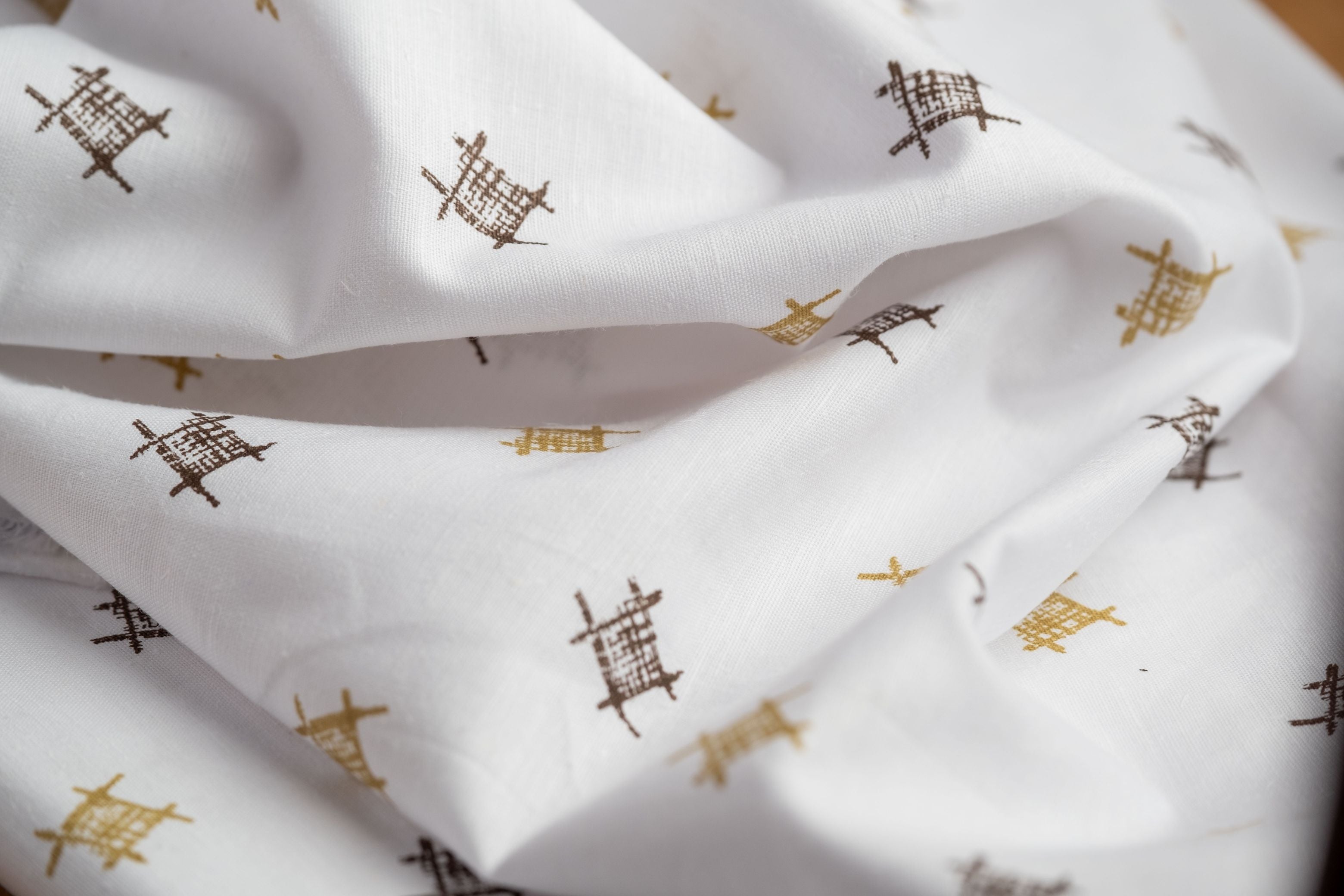 Grid Pattern Hemp Fabric | White & Brown | Organic | 145gsm | 147cm Wide