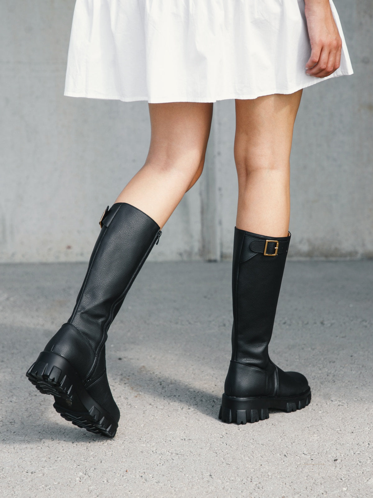 Moteriški odiniai ilgaauliai-3