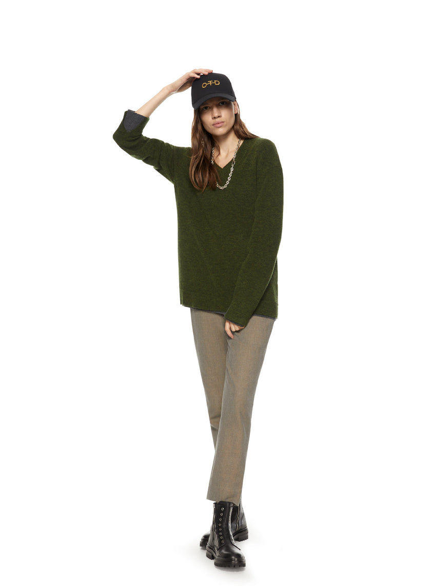 Merino Wool V-Neck Sweater (Dark-Olive)-4