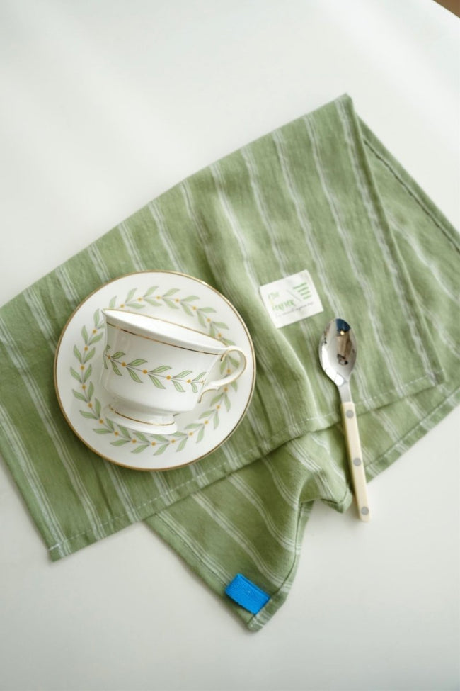 Retro Farmhouse French Linen Stripe Placemat for Elegant Table Setting-5